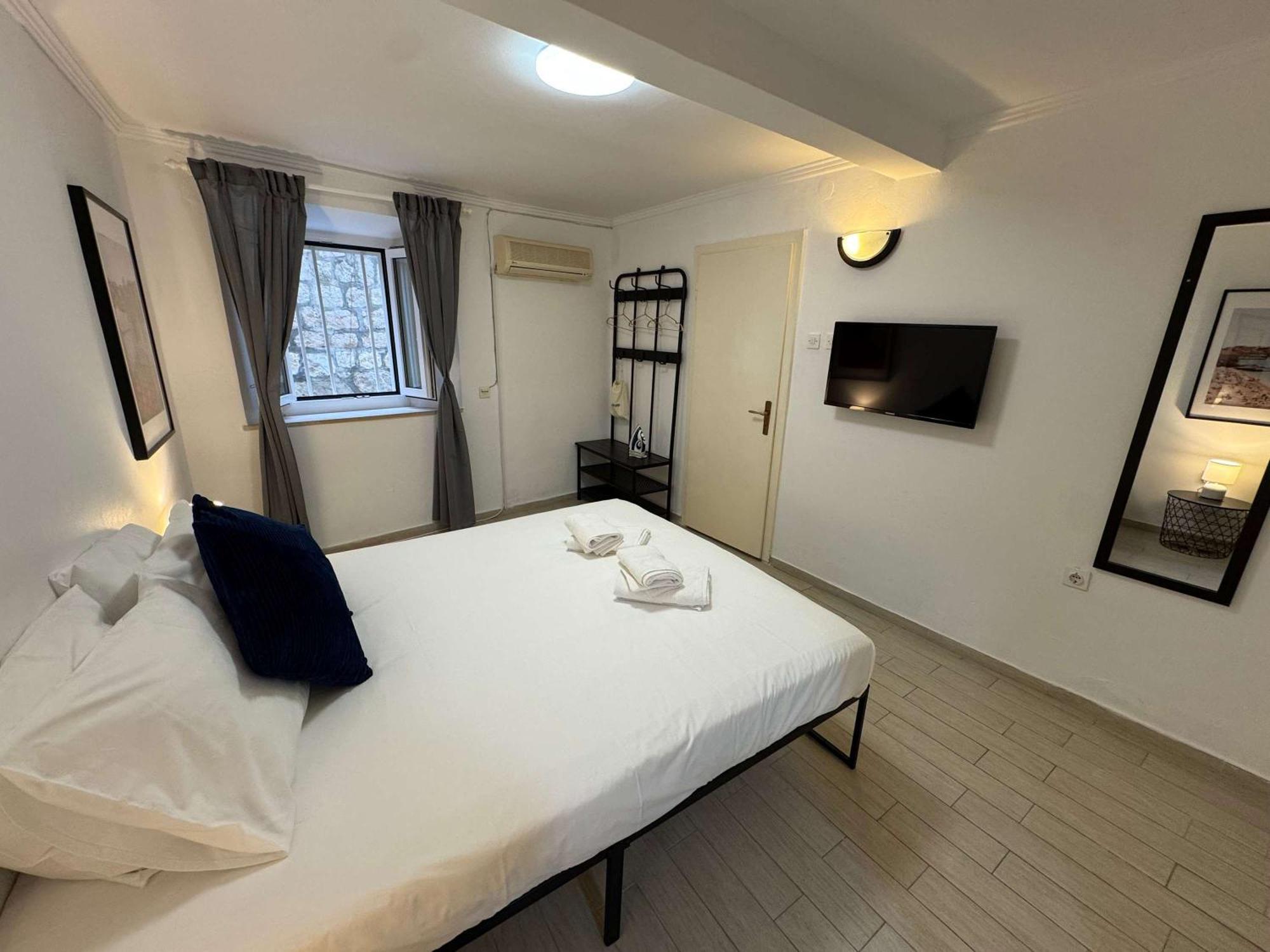 De Spot Guest House - Pile Old Town Gate ดูบรอฟนิก ภายนอก รูปภาพ