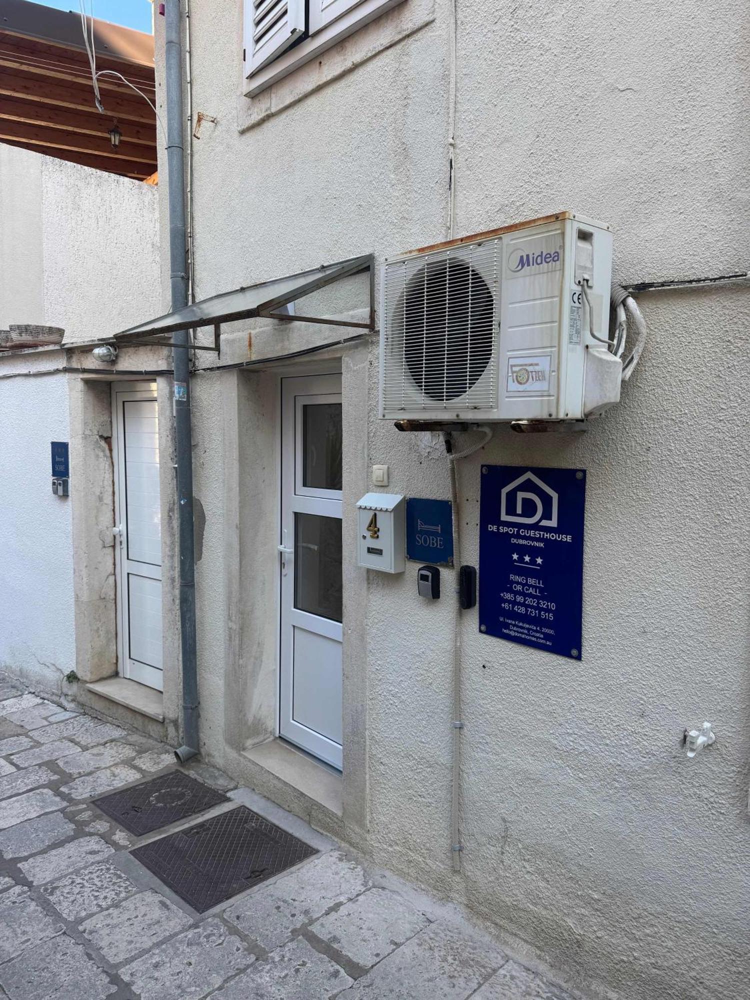De Spot Guest House - Pile Old Town Gate ดูบรอฟนิก ภายนอก รูปภาพ